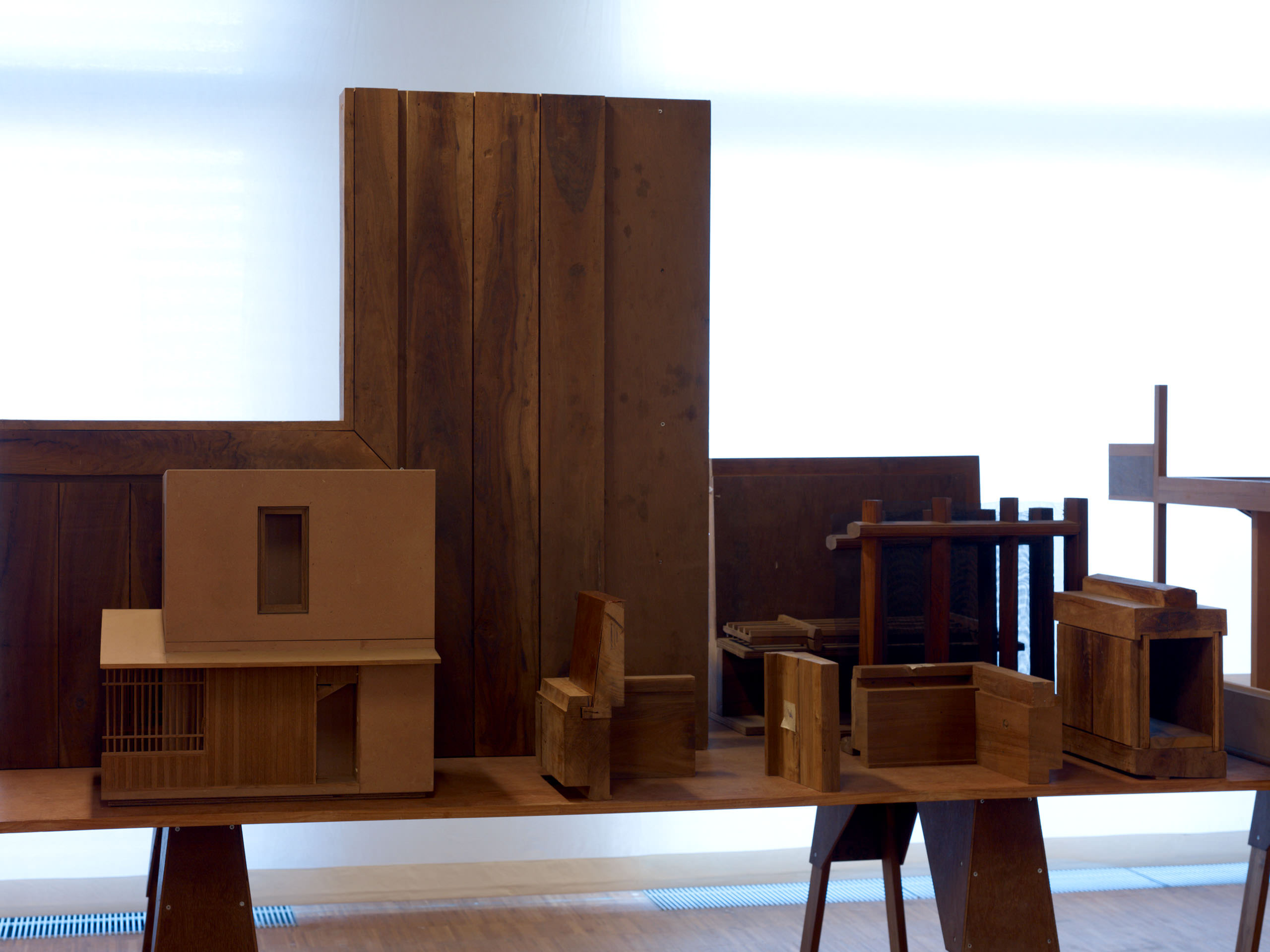 E11328 AP45 028237 j2560